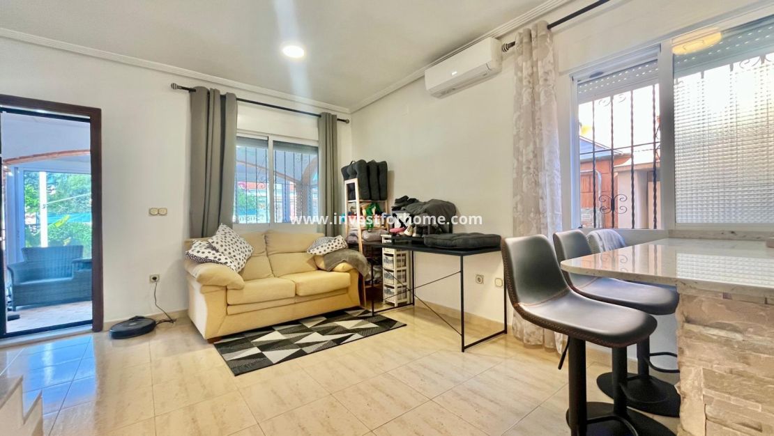 Vente - Villa - Orihuela Costa - Los Almendros-la Florida