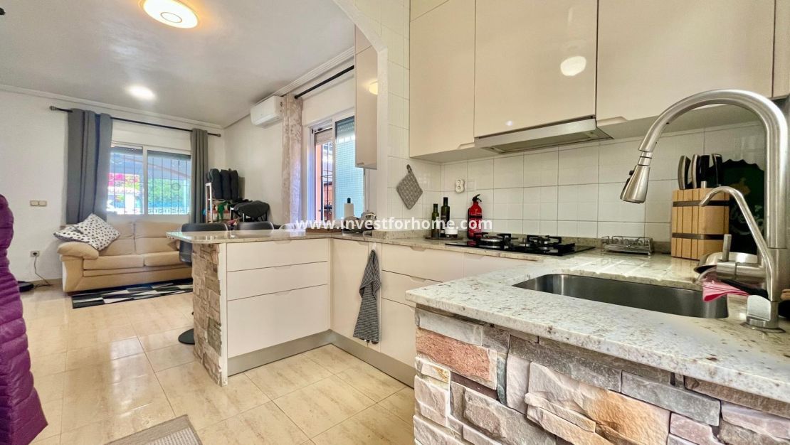 Vente - Villa - Orihuela Costa - Los Almendros-la Florida