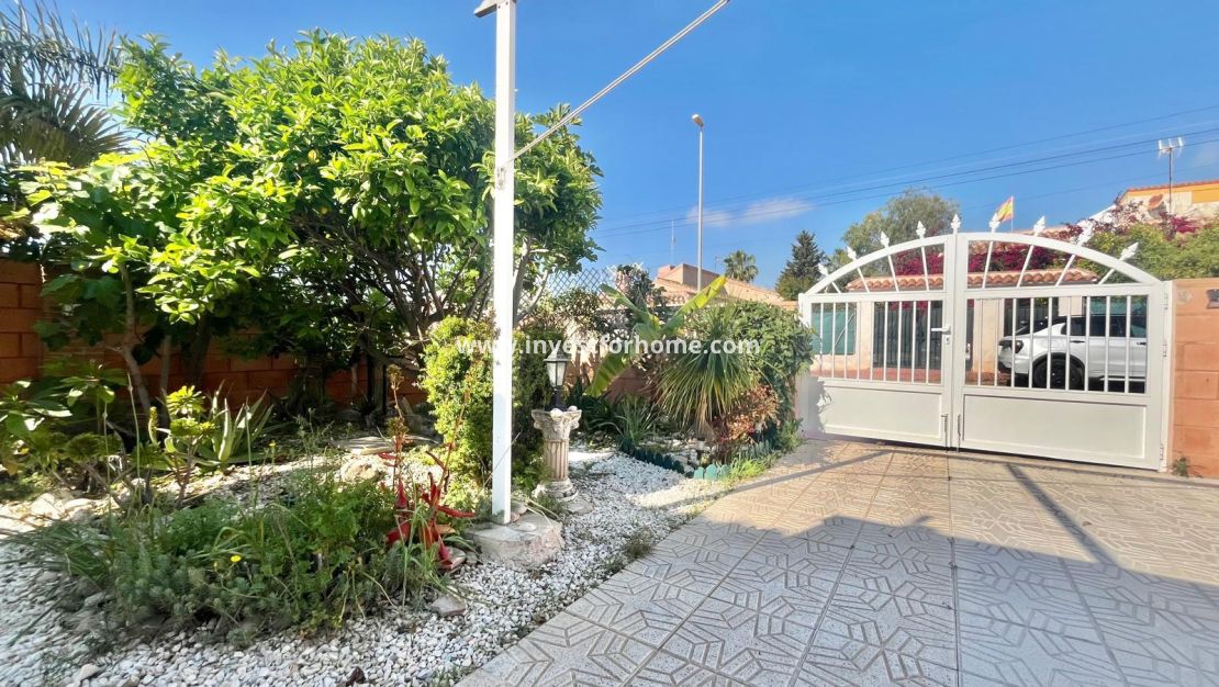 Vente - Villa - Orihuela Costa - Los Almendros-la Florida