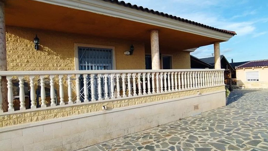 Vente - Villa - Orihuela Costa - LOS DESEMPARADOS