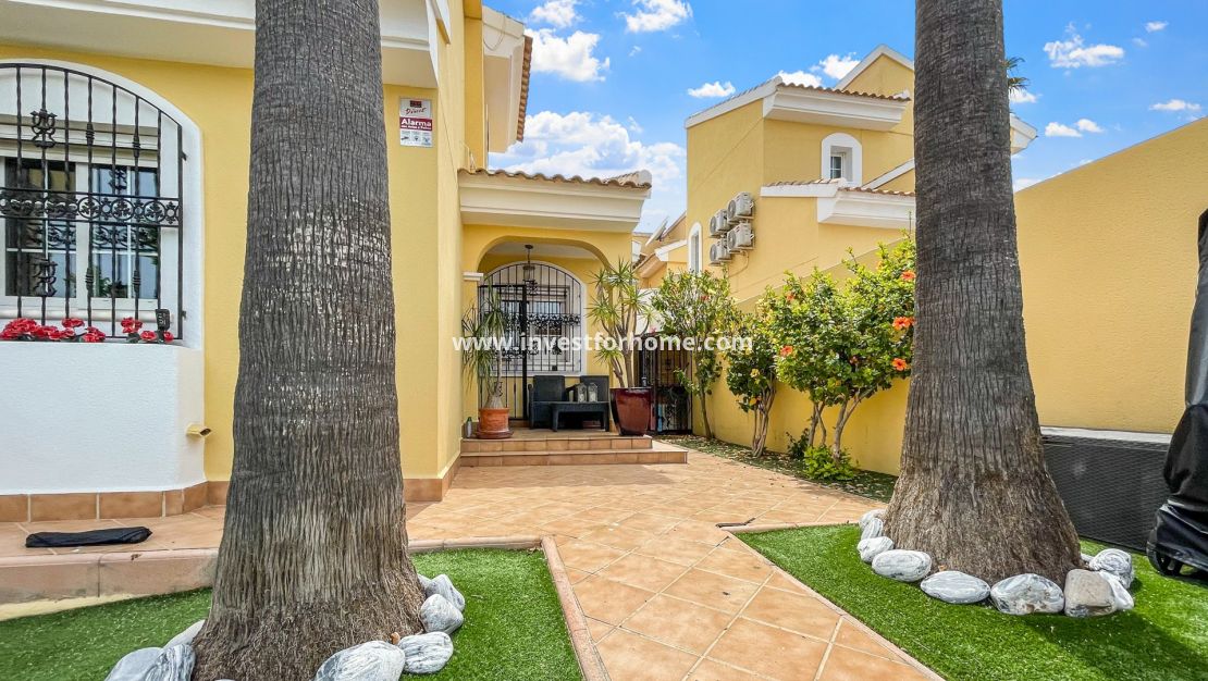 Vente - Villa - Orihuela Costa - Los Dolses