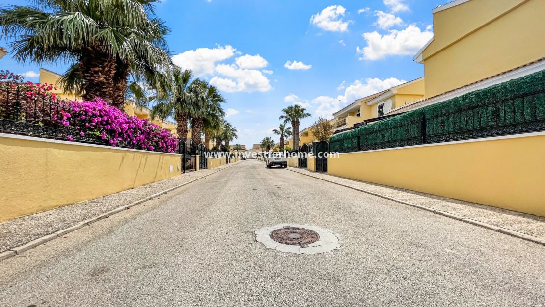 Vente - Villa - Orihuela Costa - Los Dolses
