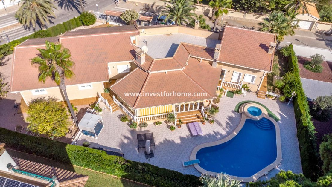 Vente - Villa - Orihuela Costa - Muy Cerca De La Playa