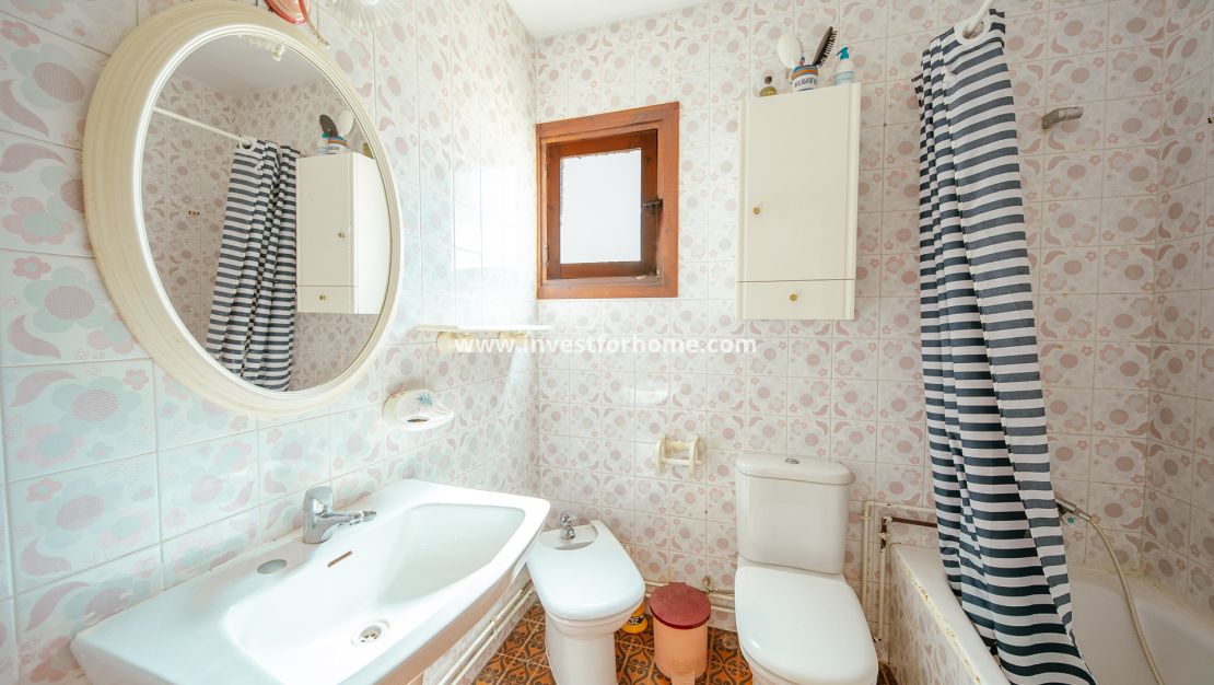 Vente - Villa - Orihuela Costa - Playa Flamenca