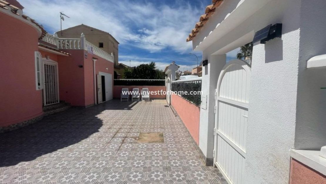 Vente - Villa - Orihuela Costa - Playa Flamenca