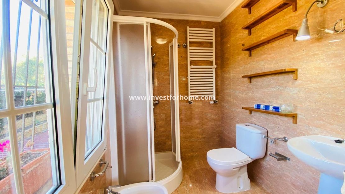 Vente - Villa - Orihuela Costa - Playa Flamenca