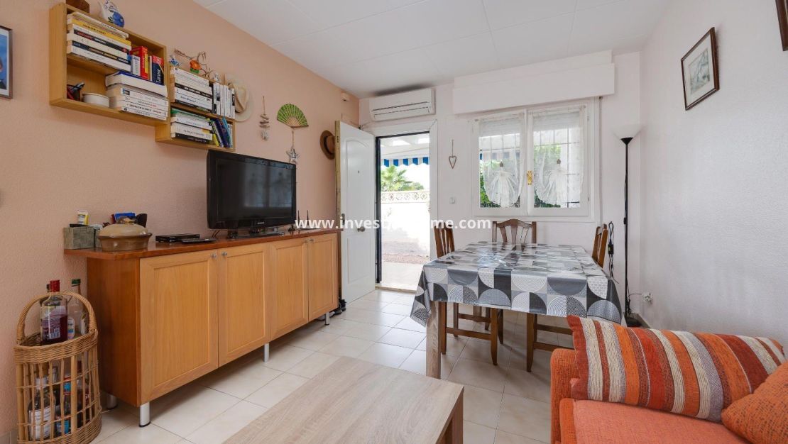 Vente - Villa - Orihuela Costa - Playa Flamenca