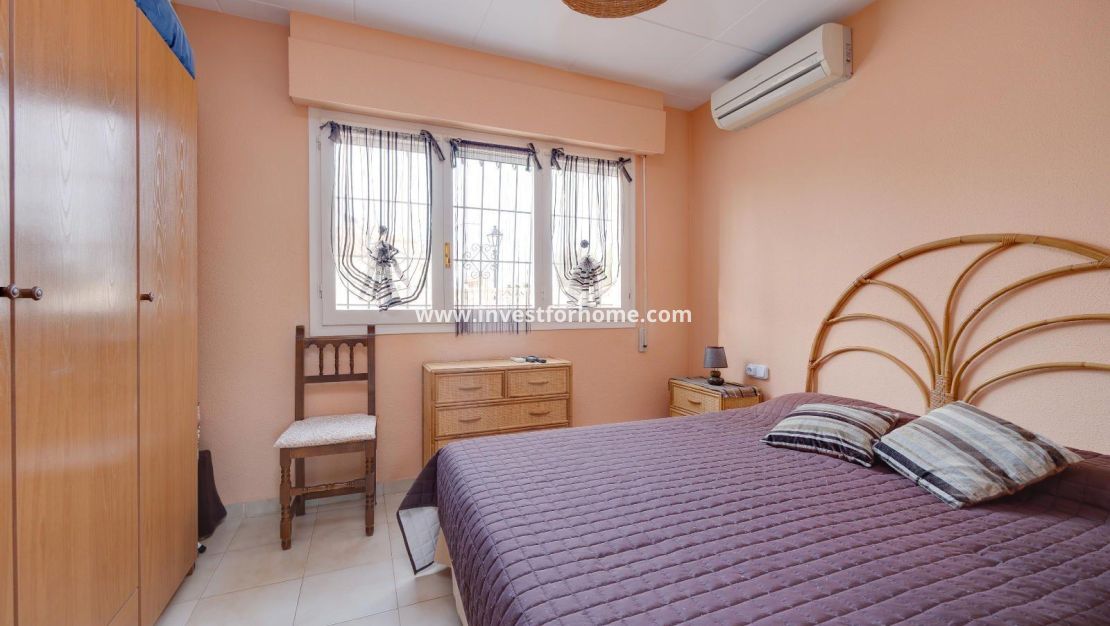 Vente - Villa - Orihuela Costa - Playa Flamenca