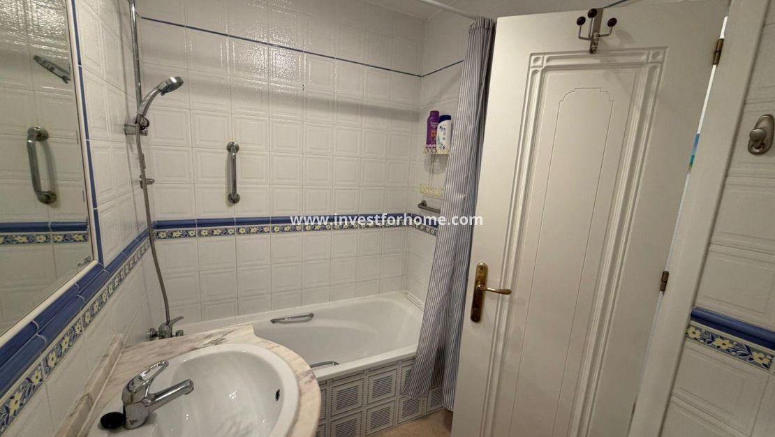 Vente - Villa - Orihuela Costa - Playa Flamenca