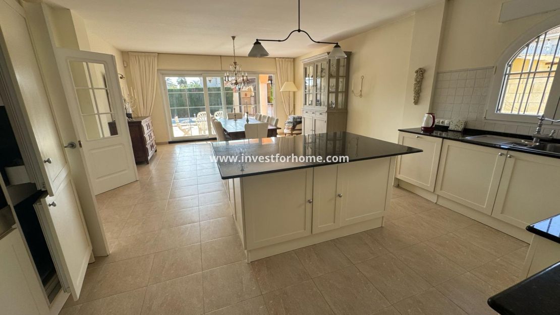 Vente - Villa - Orihuela Costa - Playa Flamenca