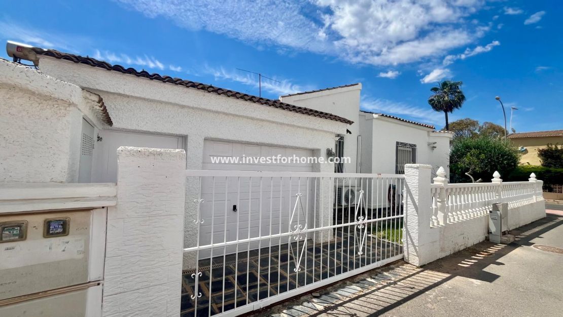Vente - Villa - Orihuela Costa - Playa Flamenca