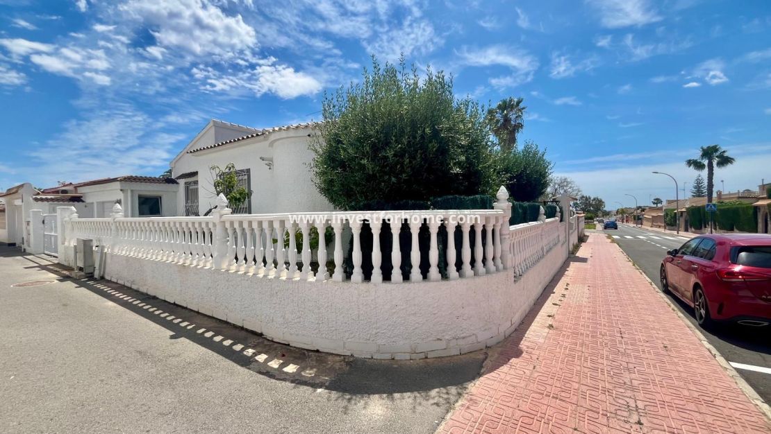 Vente - Villa - Orihuela Costa - Playa Flamenca