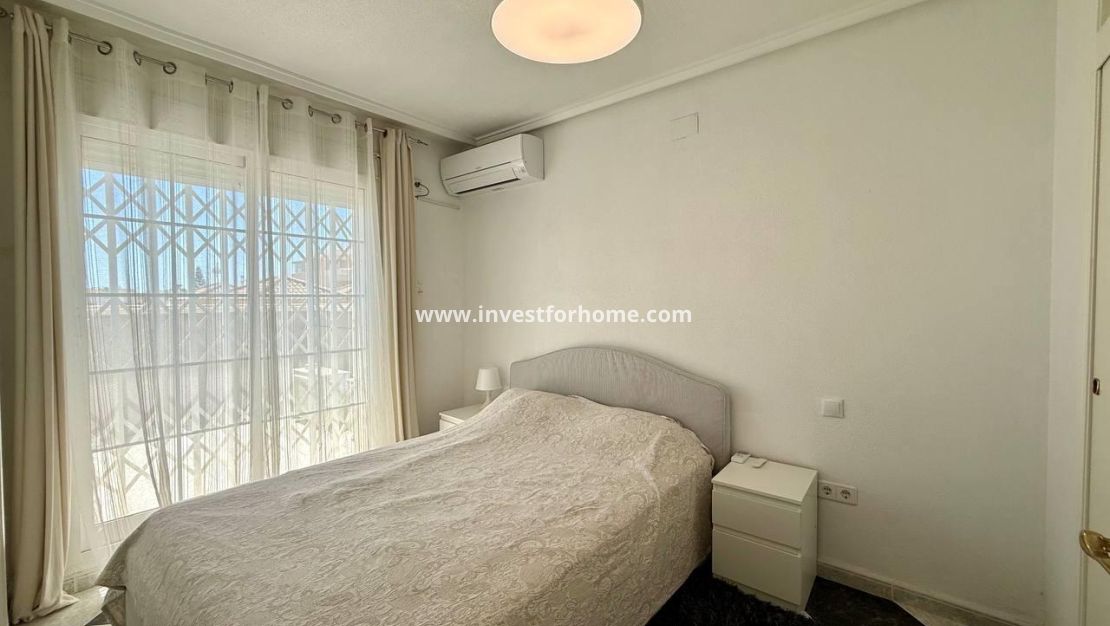 Vente - Villa - Orihuela Costa - Playa Flamenca