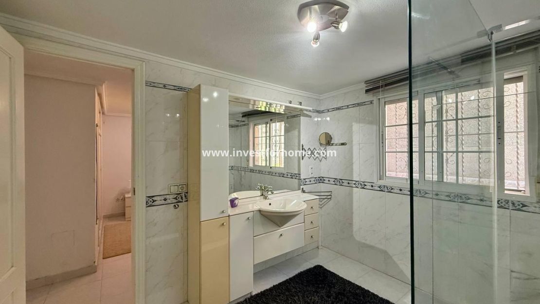 Vente - Villa - Orihuela Costa - Playa Flamenca