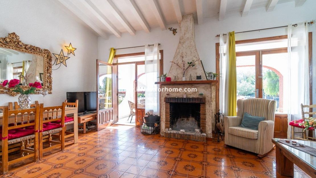 Vente - Villa - Orihuela Costa - Punta Prima