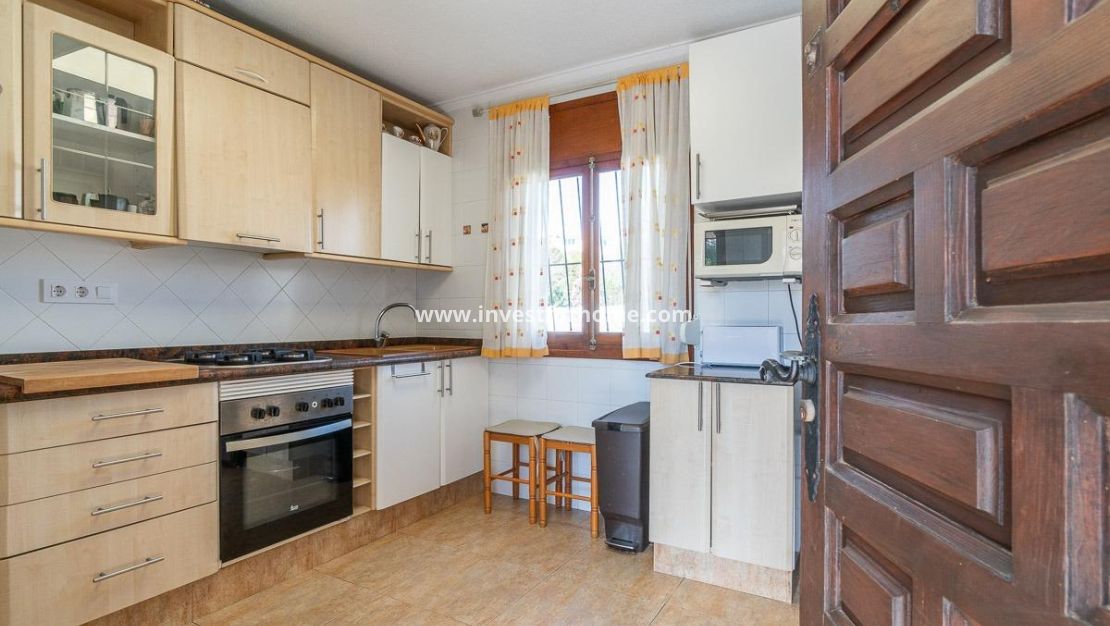 Vente - Villa - Orihuela Costa - Punta Prima