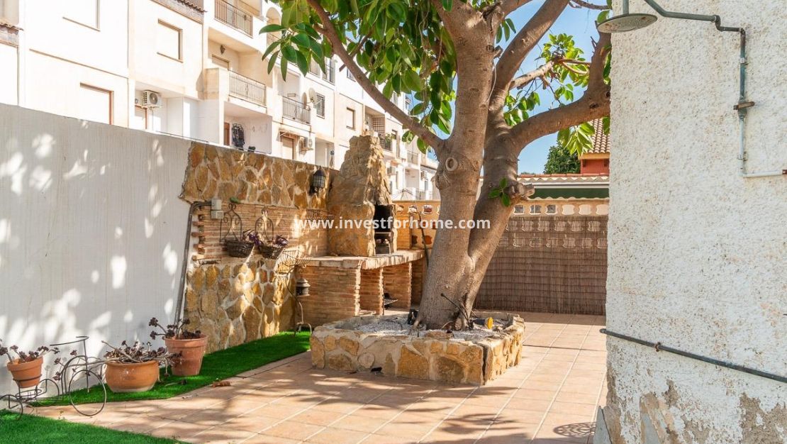 Vente - Villa - Orihuela Costa - Punta Prima