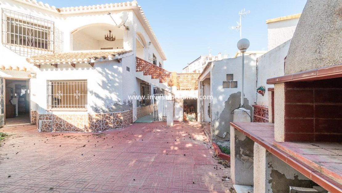 Vente - Villa - Orihuela Costa - Punta Prima