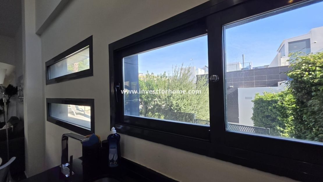 Vente - Villa - Orihuela Costa - Villamartin