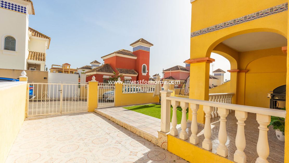 Vente - Villa - Orihuela Costa - Villamartin