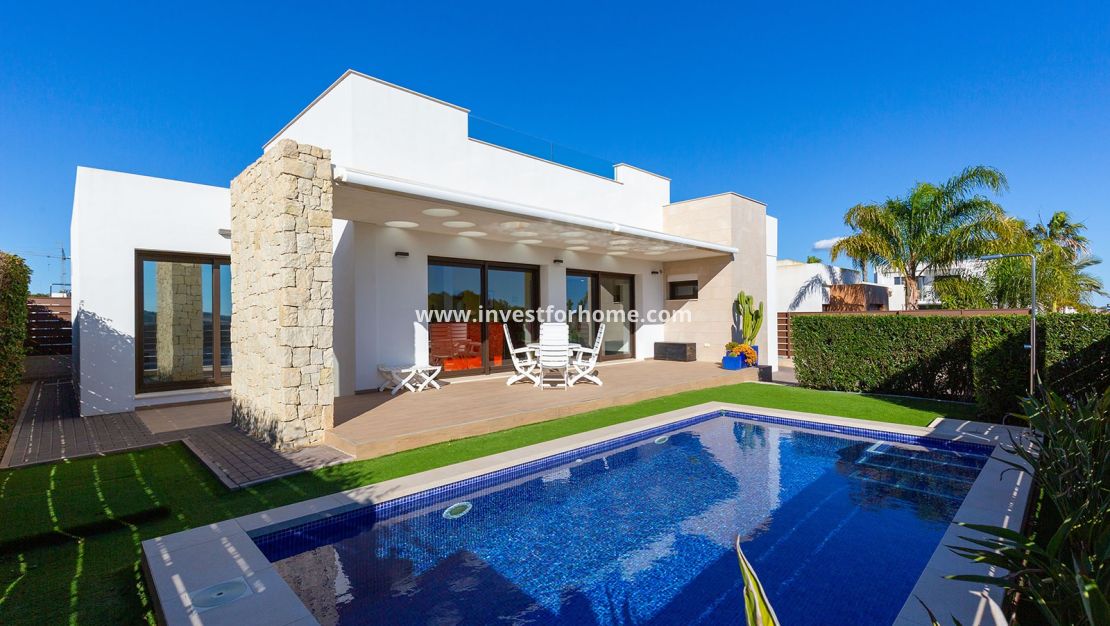Vente - Villa - Orihuela Costa - Vistabella Golf