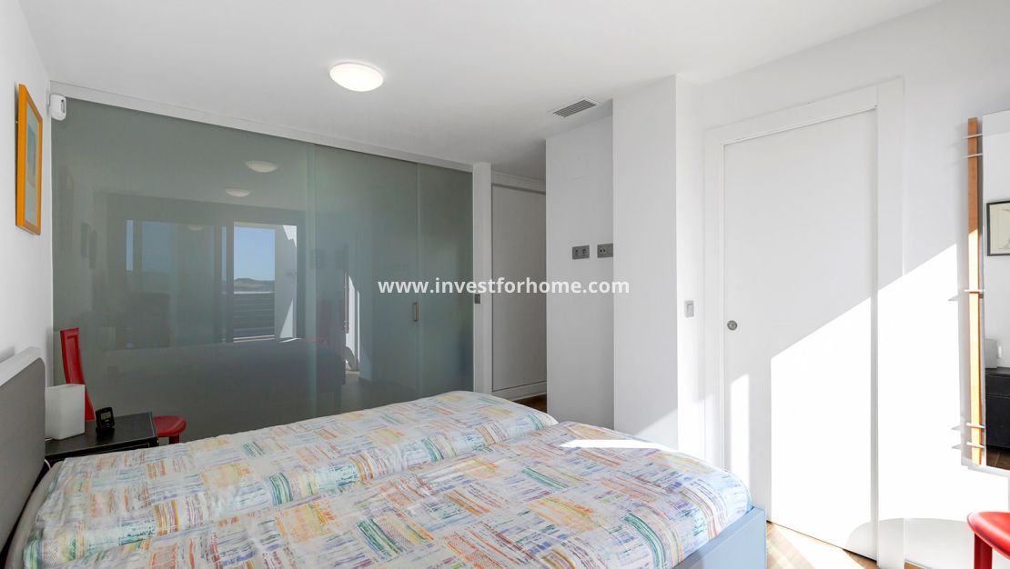 Vente - Villa - Orihuela Costa - Vistabella Golf