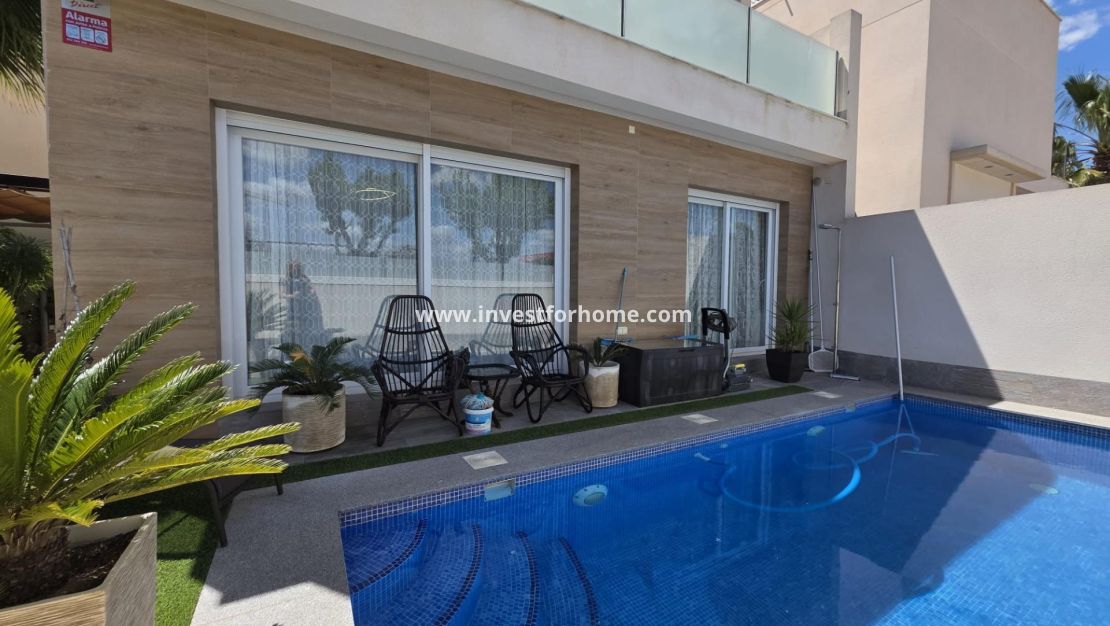 Vente - Villa - Pilar de la Horadada - Zona Pueblo