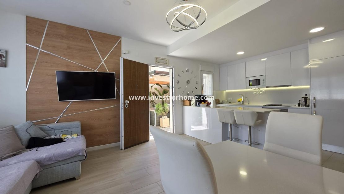 Vente - Villa - Pilar de la Horadada - Zona Pueblo