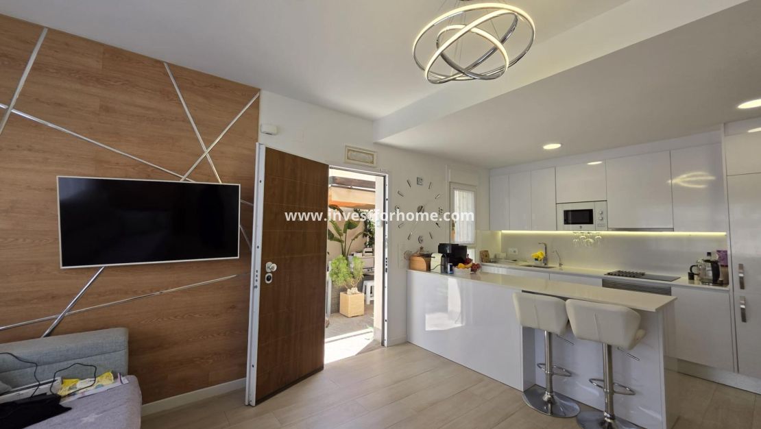 Vente - Villa - Pilar de la Horadada - Zona Pueblo