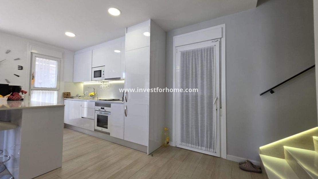 Vente - Villa - Pilar de la Horadada - Zona Pueblo