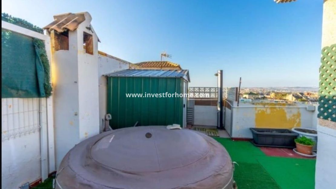 Vente - Villa - Torrevieja - aguas nuevas