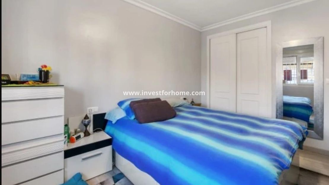 Vente - Villa - Torrevieja - aguas nuevas