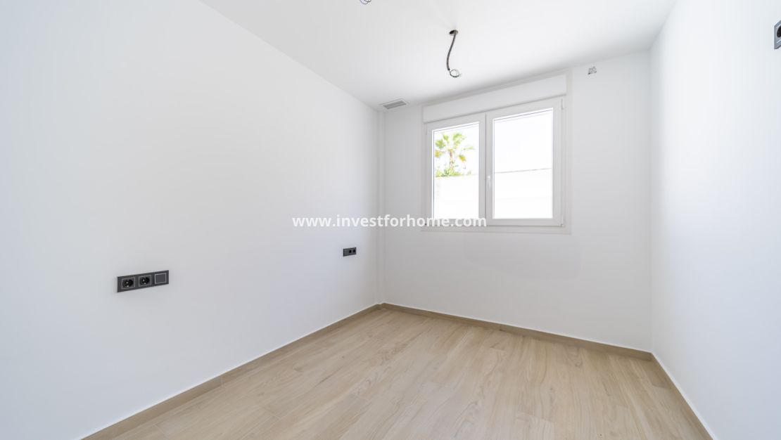 Vente - Villa - Torrevieja - aguas nuevas