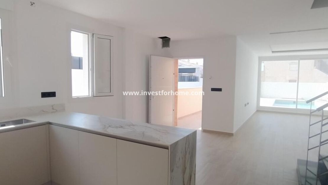 Vente - Villa - Torrevieja - aguas nuevas