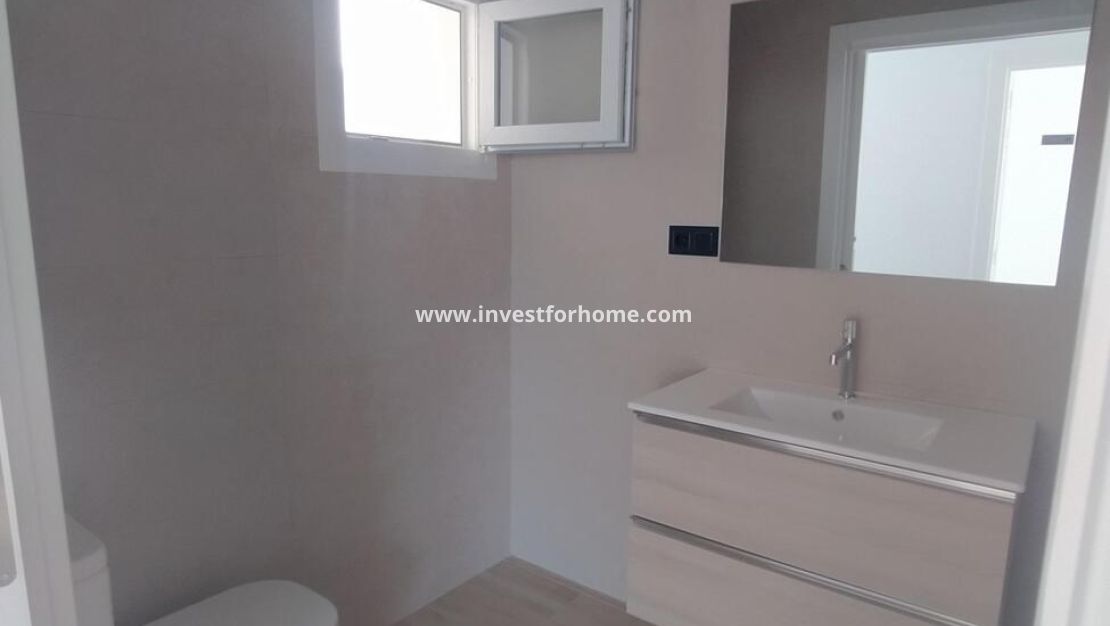 Vente - Villa - Torrevieja - aguas nuevas