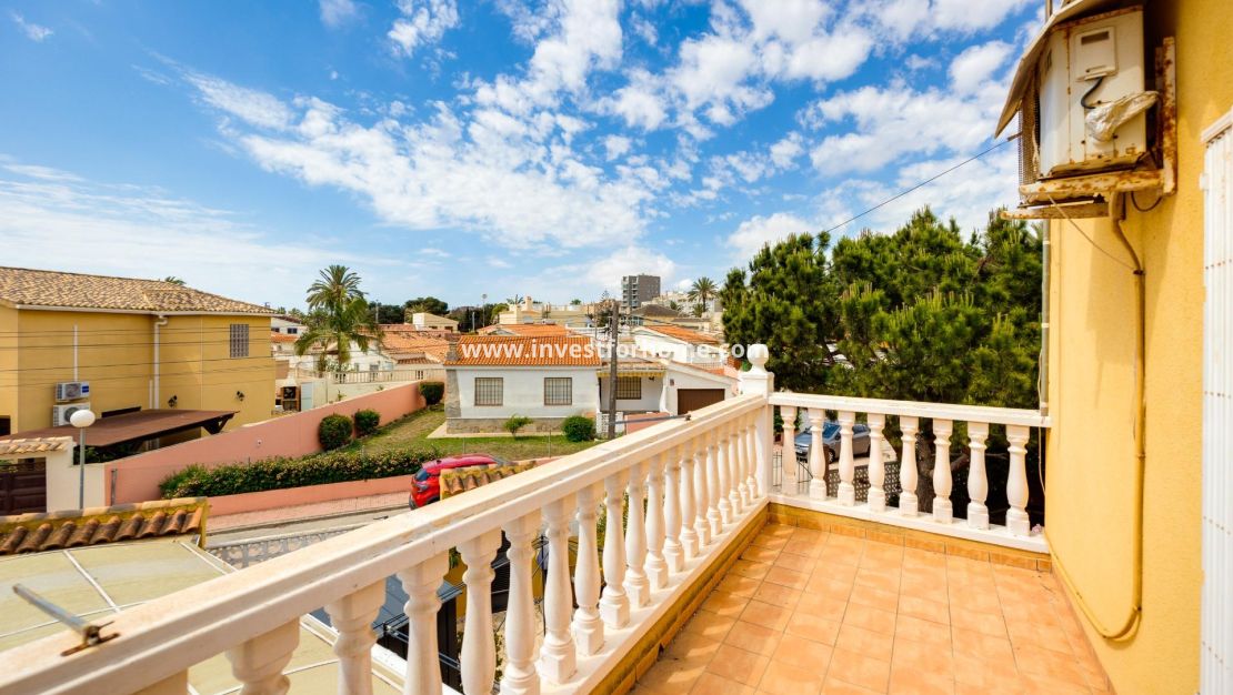 Vente - Villa - Torrevieja - aguas nuevas