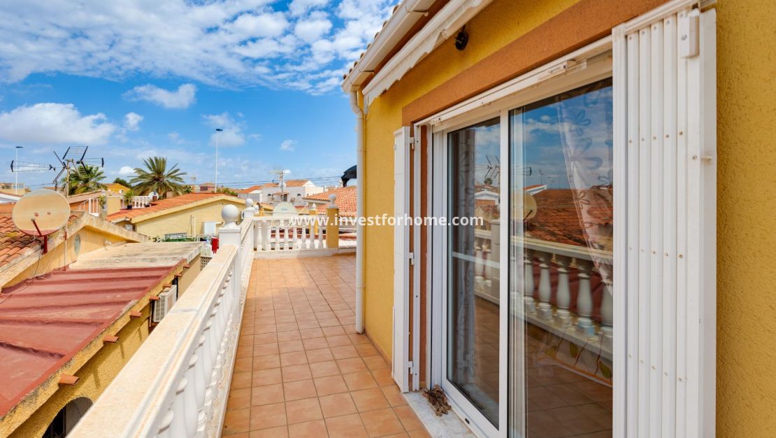 Vente - Villa - Torrevieja - aguas nuevas