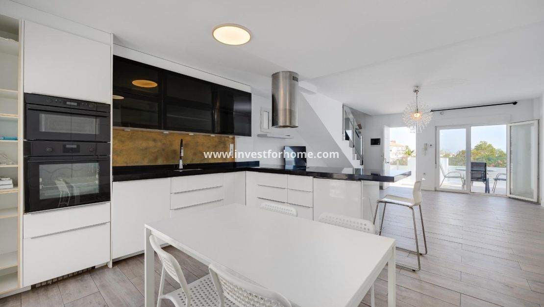 Vente - Villa - Torrevieja - aguas nuevas