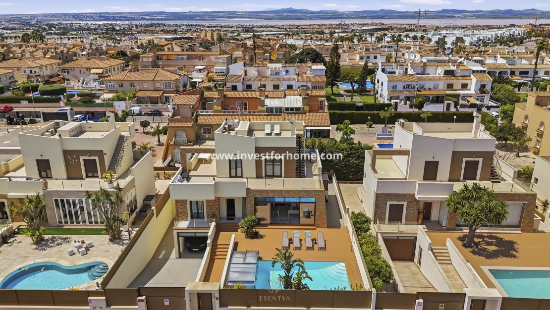 Vente - Villa - Torrevieja - aguas nuevas