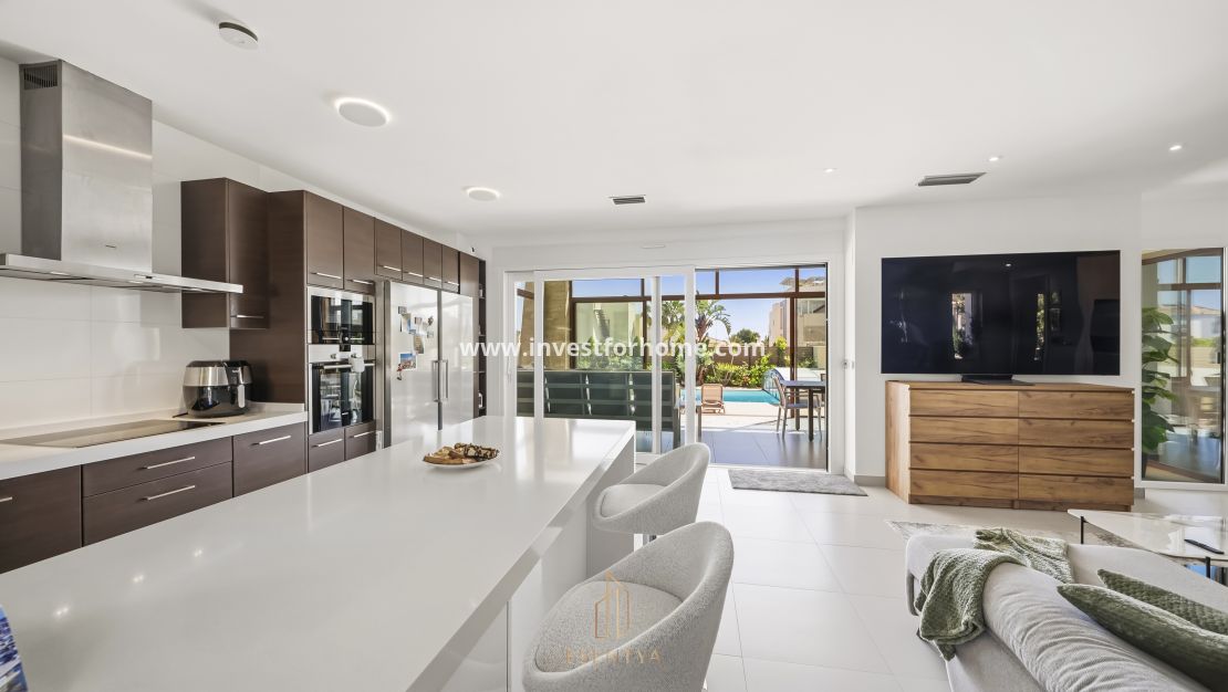 Vente - Villa - Torrevieja - aguas nuevas