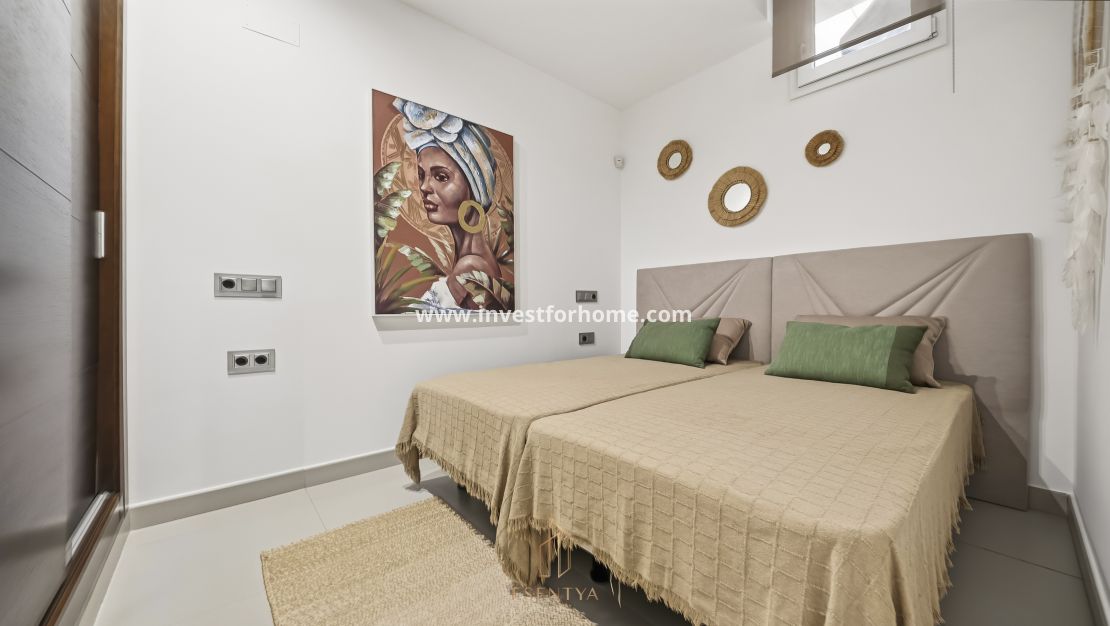 Vente - Villa - Torrevieja - aguas nuevas