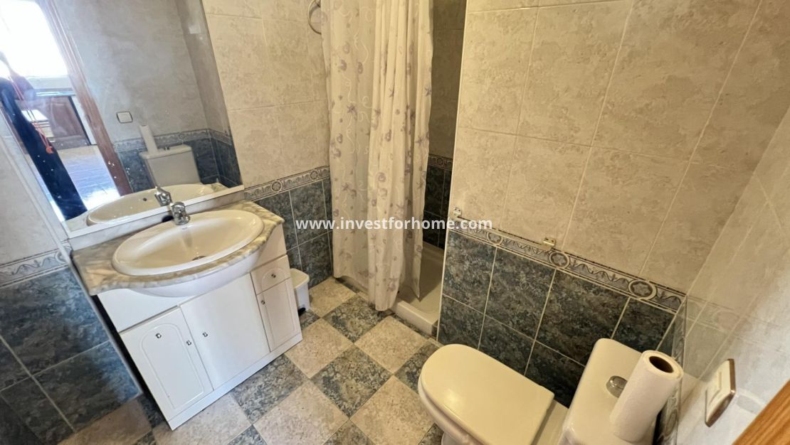 Vente - Villa - Torrevieja - aguas nuevas