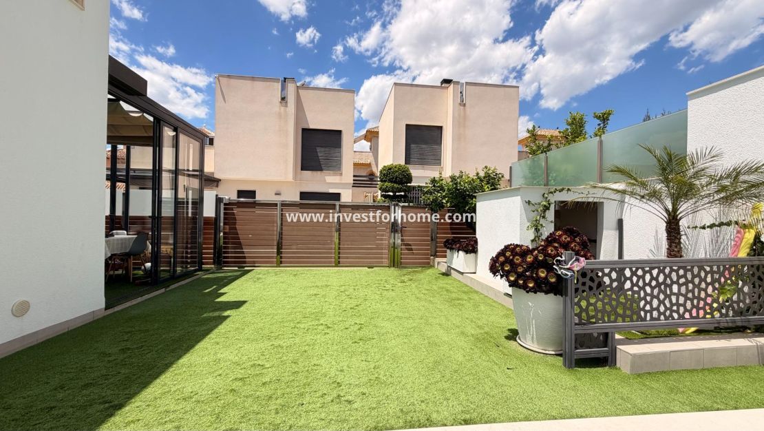 Vente - Villa - Torrevieja - aguas nuevas