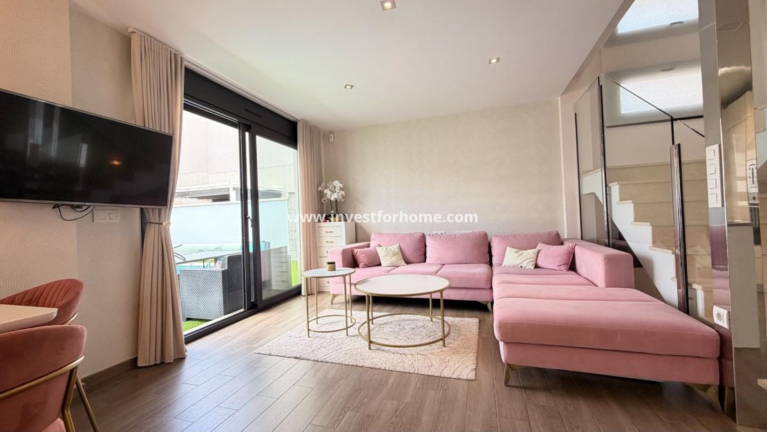 Vente - Villa - Torrevieja - aguas nuevas