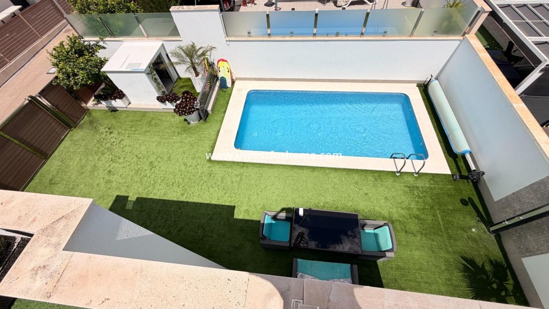 Vente - Villa - Torrevieja - aguas nuevas