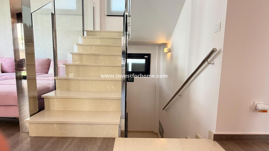 Vente - Villa - Torrevieja - aguas nuevas