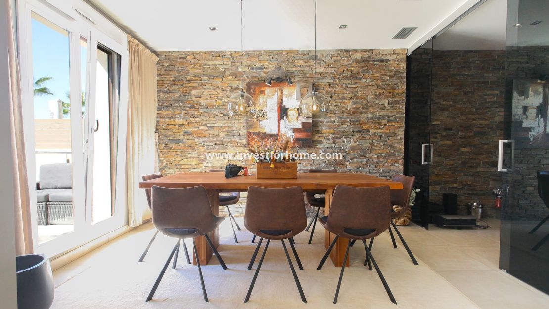 Vente - Villa - Torrevieja - Aguas Nuevas