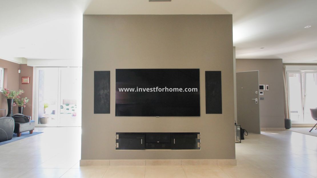 Vente - Villa - Torrevieja - Aguas Nuevas