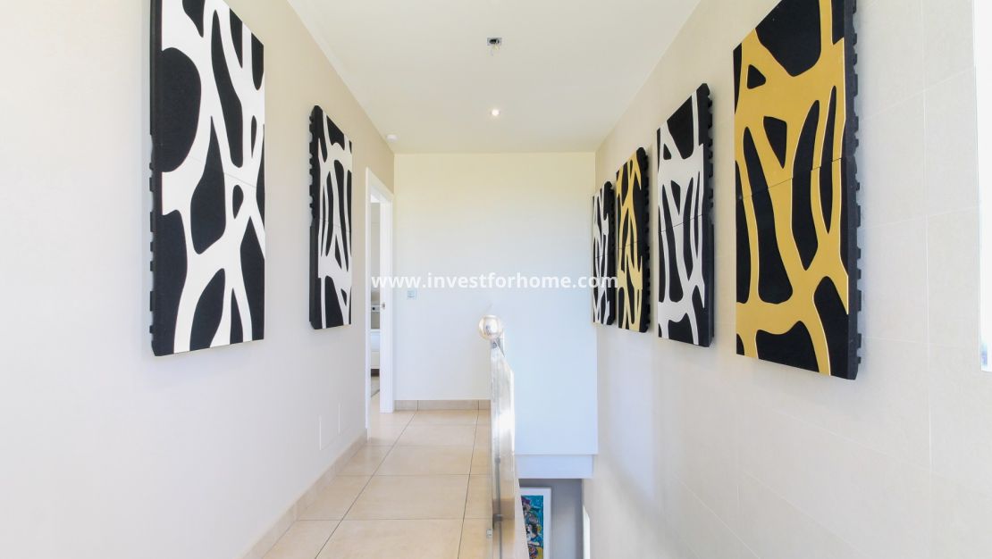 Vente - Villa - Torrevieja - Aguas Nuevas