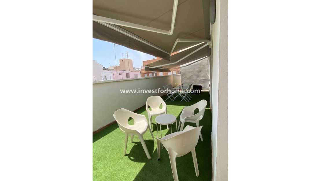 Vente - Villa - Torrevieja - Centro - Muelle Pesquero